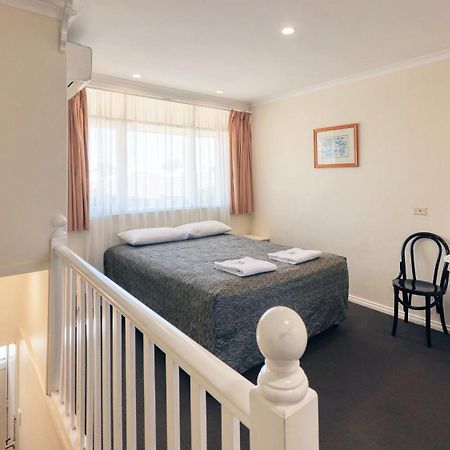 Coachman Hotel Motel パークス エクステリア 写真