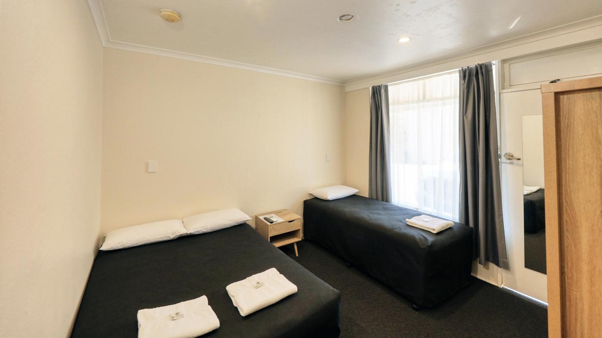 Coachman Hotel Motel パークス エクステリア 写真