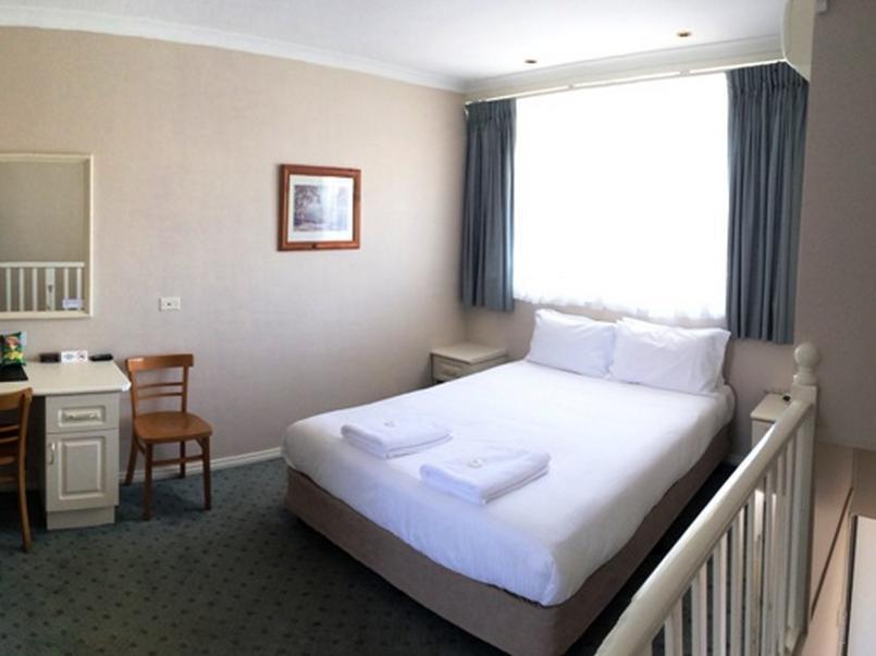 Coachman Hotel Motel パークス エクステリア 写真